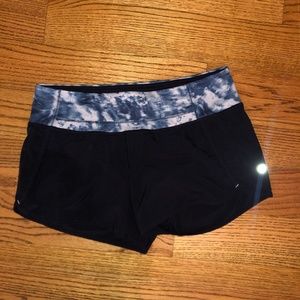 Dark Blue Lulu Lemon Speed Up short 8